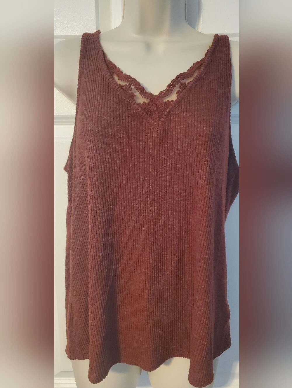 Ribbed Lace-Trim Tank Top - Rust